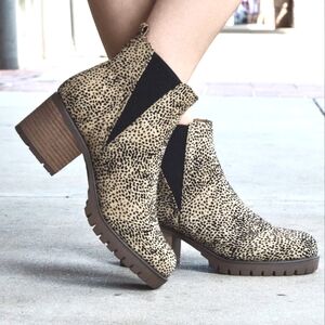 Altar'd State Cheetah Chelsea Boots sz9
